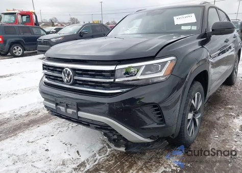 2021 Volkswagen Atlas Cross Sport 2.0T Se z USA, uszkodzony, nr VIN 1V2LC2CA0MC230256